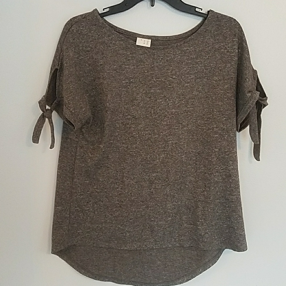 Grey shirt by a new day